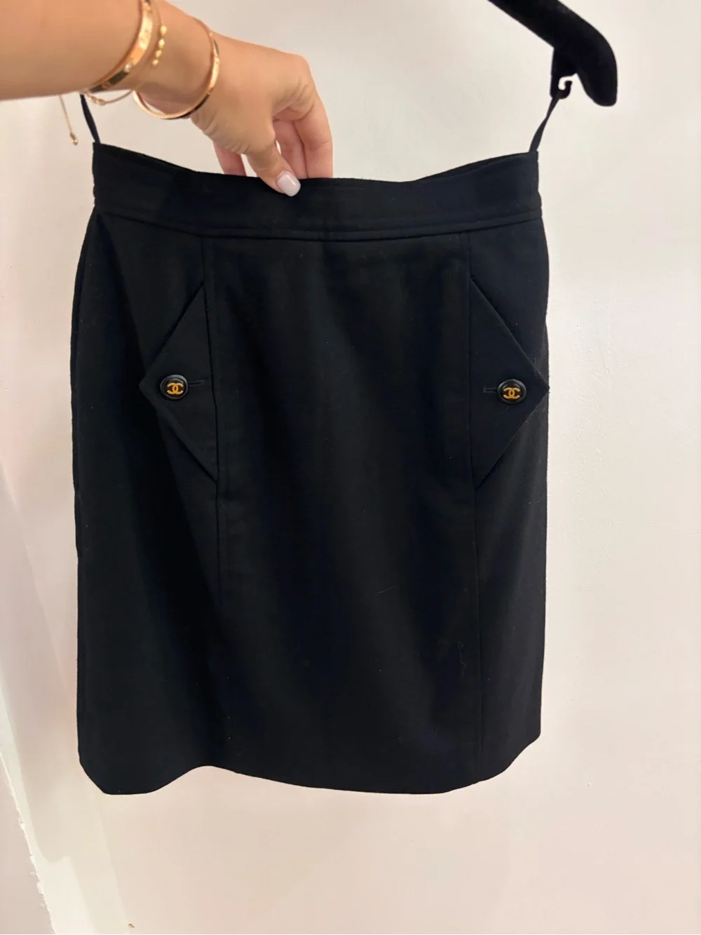 Authentic CHANEL VINTAGE 1994 black wool skirt size 38